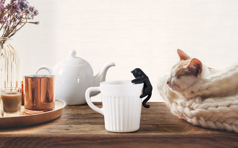 Peleg Design Thee-ei Cattea