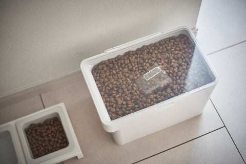Yamazaki Tower Container dierenvoer
