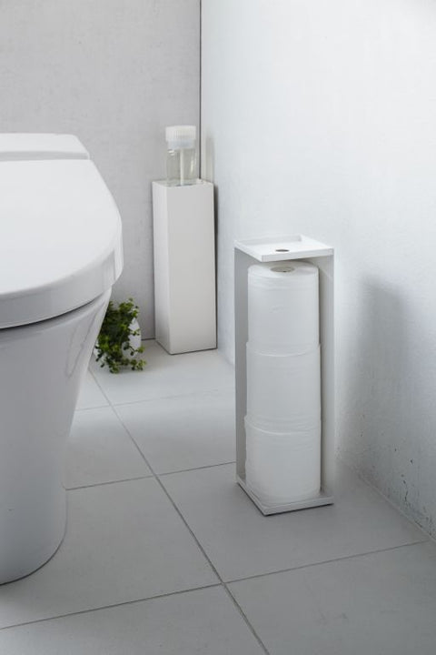 Yamazaki Tower Toiletrolhouder dicht