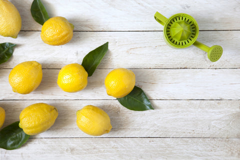 Peleg Design Citruspers en schenkkan 2-in-1 Lemoniere