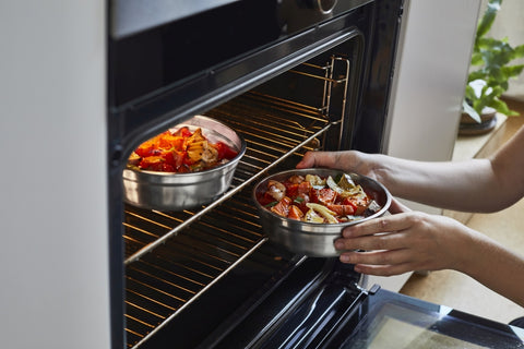 Black+Blum Steel Food Bowl Large - Meal prep - Ø170mm - H 81mm - Grijs/Rood