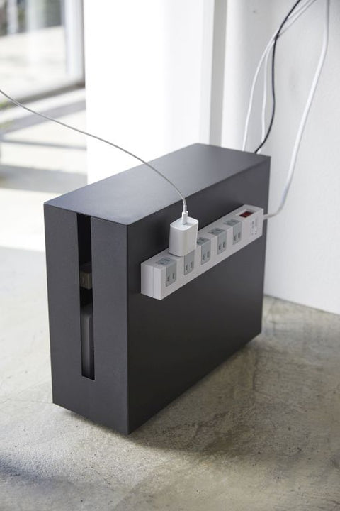 Yamazaki Tower Kabelbox met wielen