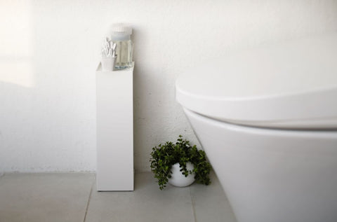 Yamazaki Tower Toiletrolhouder dicht