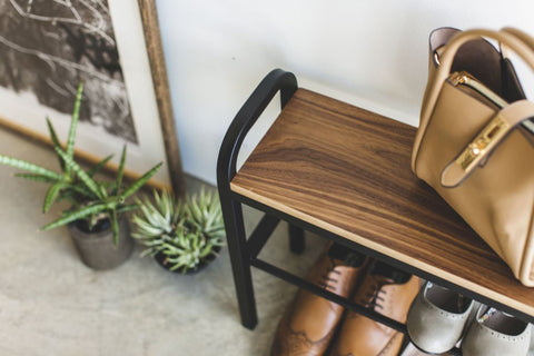 Yamazaki Tower Schoenenrek met houten plank