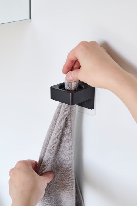 Yamazaki Tower Ophanghaak Film hook