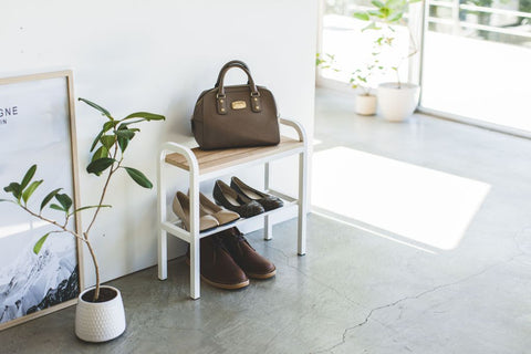 Yamazaki Tower Schoenenrek met houten plank