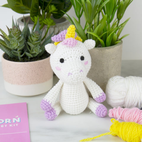 Gift Republic DIY kit - Unicorn Crochet