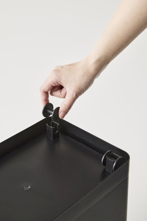 Yamazaki Tower Container dierenvoer 12kg