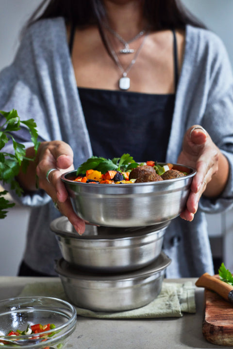 Black+Blum Steel food Bowl Small - Meal prep - Ø170mm - H 59mm - Grijs/Rood