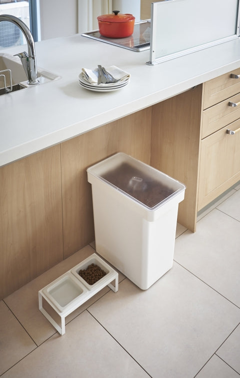 Yamazaki Tower Container dierenvoer 12kg