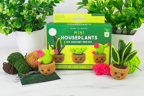 Gift Republic DIY kit - Pocket Crochet Crafts - Plants