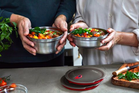 Black+Blum Steel Food Bowl Large - Meal prep - Ø170mm - H 81mm - Grijs/Rood