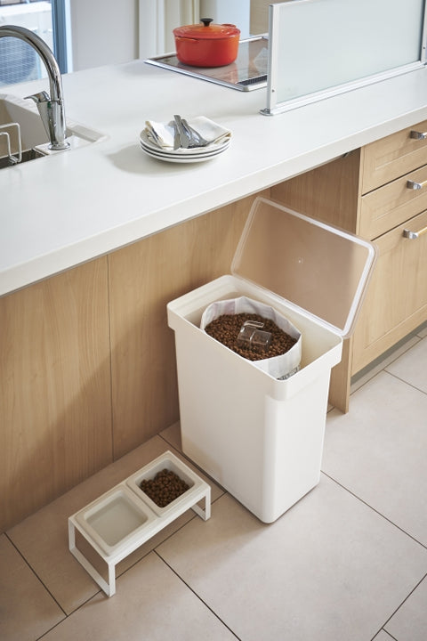 Yamazaki Tower Container dierenvoer 12kg