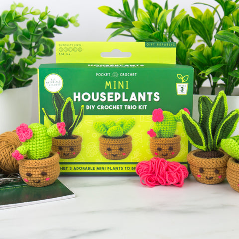 Gift Republic DIY kit - Pocket Crochet Crafts - Plants