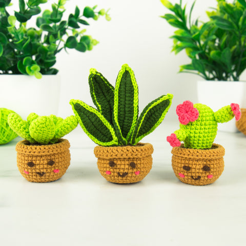 Gift Republic DIY kit - Pocket Crochet Crafts - Plants
