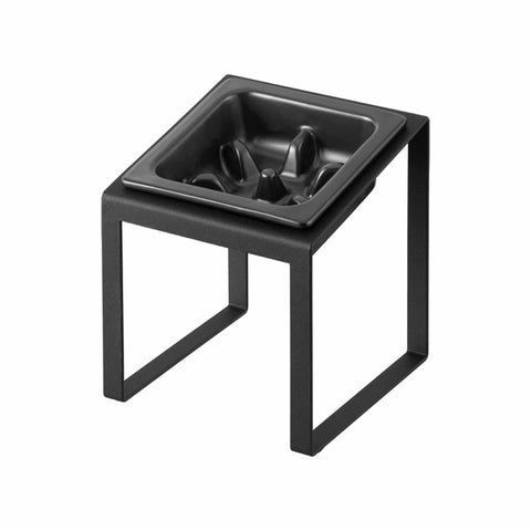 Yamazaki Nooks Slow feeder voerbak schuin