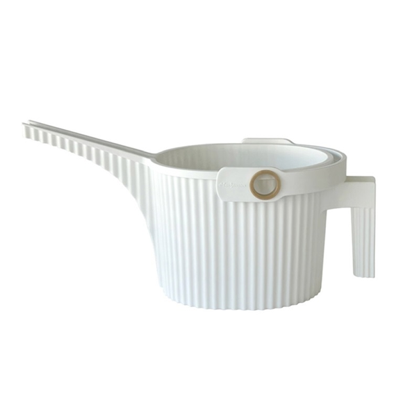 Product image 1 of Hachiman Garden Beetle Gieter - 1.5Ltr - Wit